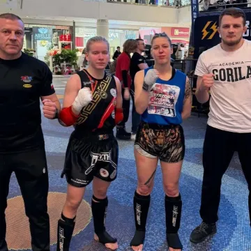 Czterech reprezentantów Chok Dee Panaceum Radomsko na ringu Ligi „Legenda Muay Thai”