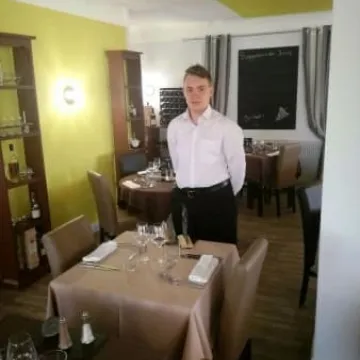 Hotelarze z Ekonomika kończą miesięczny staż we Francji