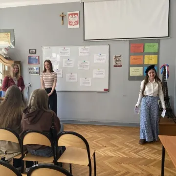 Dzień Owarty w II LO w Radomsku. Ósmoklasiści poznali szkołę od środka