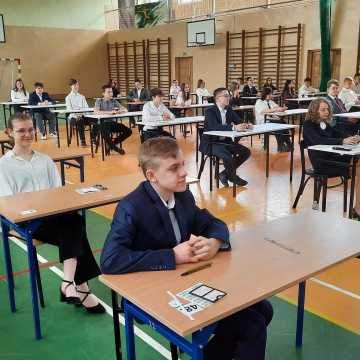 Już są! CKE przedstawiła wstępne wyniki egzaminu ósmoklasisty. W Radomsku najlepsi byli uczniowie PSP nr 7