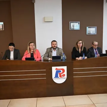 Obradowała Rada Powiatu Radomszczańskiego