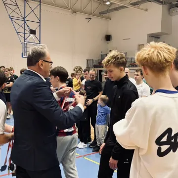 „Gang Galerii” najlepszy w BASKET CUP 2025