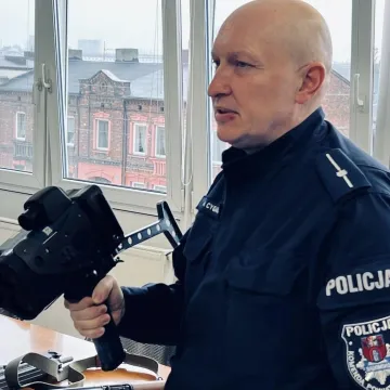 Uczniowie „mechanika” z wizytą w KPP w Radomsku