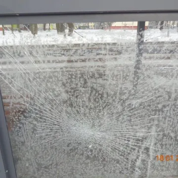 Piotrków Tryb.: „NIE” dla dewastacji przystanków