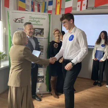 15 lat i ponad milion euro. Tak Ekonomik podbił Europę