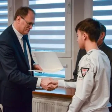 Prezydent wręczył stypendia sportowe 