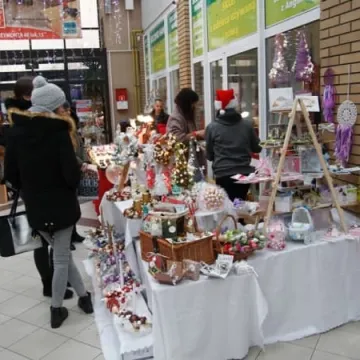Targi rękodzieła z Mikołajem