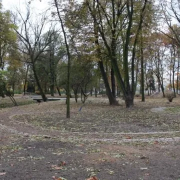 Rewaloryzacja parku Świętojańskiego. Ile już  zrobiono?