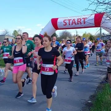 Bieg Charytatywny ulicami Radomska. Cel? Pomoc dla Pauliny