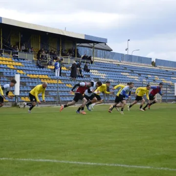 RKS Radomsko bez litości.  Pięć bramek na Brzeźnickiej