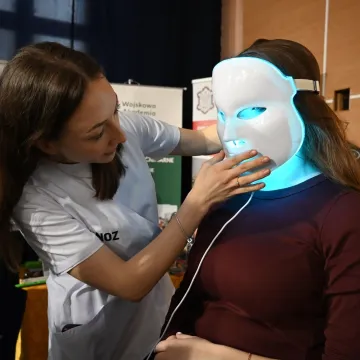 43 wystawców, setki możliwości. Targi edukacyjne w II LO Radomsko