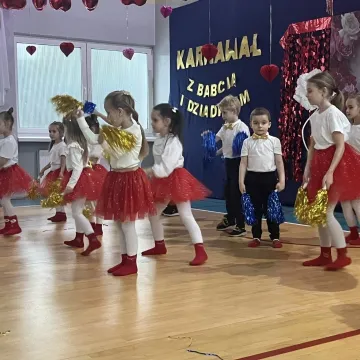 Karnawał połączył pokolenia w PSP nr 3 w Radomsku