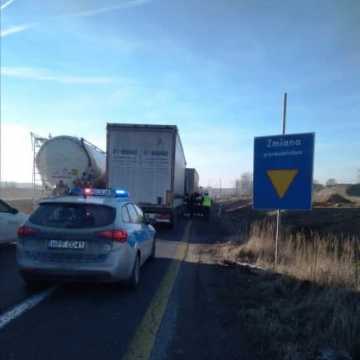 Trzy ciężarówki zderzyły się koło Radomska