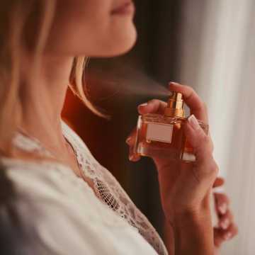 Recenzje najlepszych perfum o długotrwałym działaniu