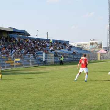 RKS przegrywa na własnym stadionie z Pogonią Grodzisk