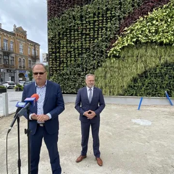 Ogrody wertykalne w Radomsku oficjalnie oddane do użytku