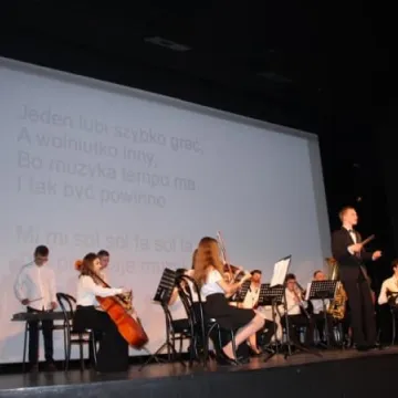 W kamienicy przy Wiolinowej...