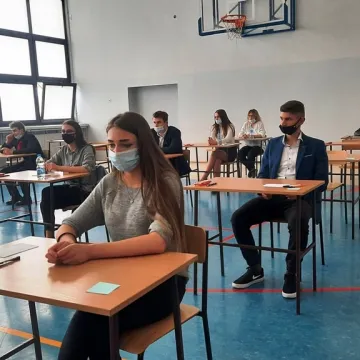 Maturalny maraton rozpoczęty