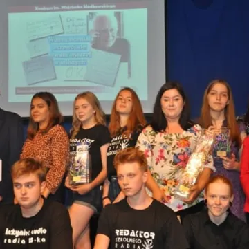 Lawina sukcesów redakcji „Elektrowstrząsu” z ZSE-E