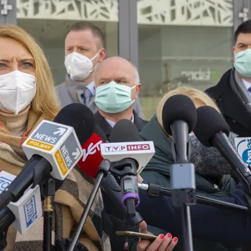 W Łodzi uruchomiono szpital tymczasowy dla chorych na COVID-19