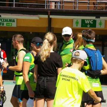 300 biegaczy zmierzyło się z Górą Kamieńsk