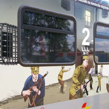 Pociąg „Warszyc” wjechał na peron w Radomsku