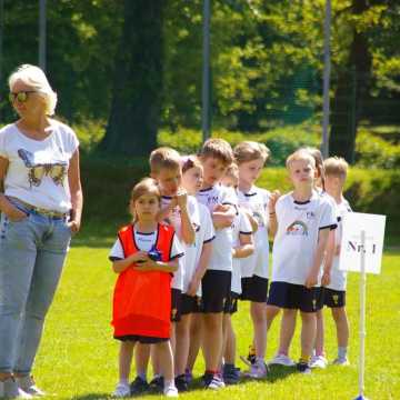 Zabawa poprzez sport, czyli spartakiada przedszkolaków w Radomsku