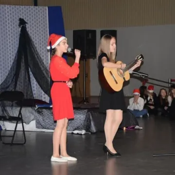 Świąteczny koncert charytatywny w PSP nr 6