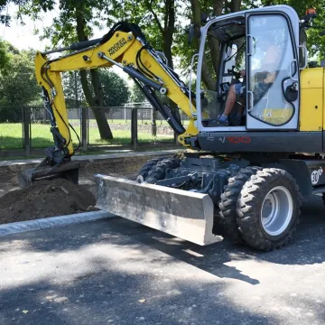 Piotrków Tryb.: przybędzie parkingów na ul. Broniewskiego