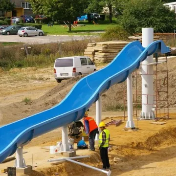 Radni wizytowali budowę nowego basenu w Radomsku