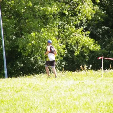 300 biegaczy zmierzyło się z Górą Kamieńsk