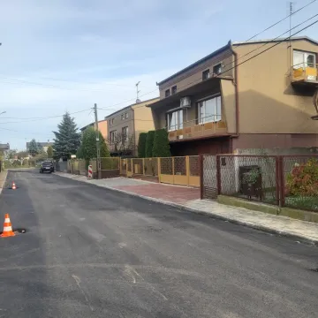 Trwają remonty dróg na Kowalowcu w Radomsku