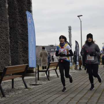 [WIDEO] Glinianki parkRUN w Radomsku. Bieg dla zdrowia i WOŚP 2025