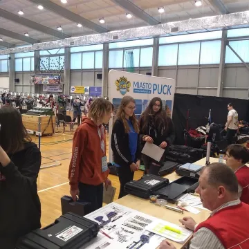 Strzelcy OKSS „10-tka” na Zaślubinach z Morzem