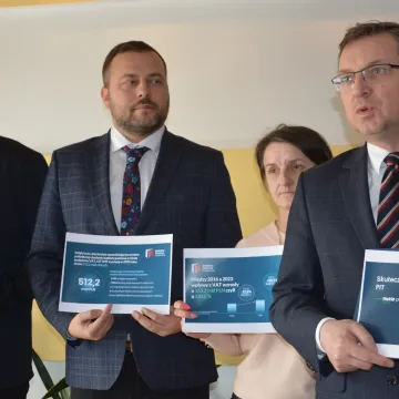 Wielgomłyny: Zbigniew Ziemba mówił o budżecie i finansach kraju