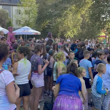 Magia kolorów, czyli Holi Day 2024 w Radomsku