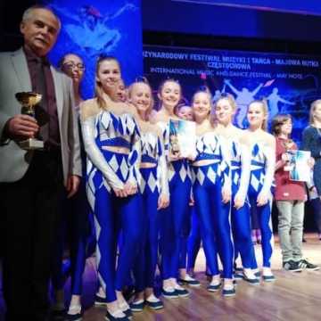 Pasmo sukcesów tancerzy z Akademii Tańca i Sportu 