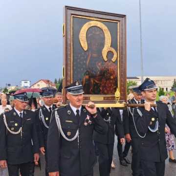 [WIDEO] Czarna Madonna nawiedziła parafię św. Klemensa w Lgocie Wielkiej