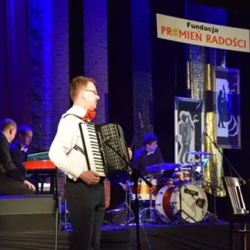 Koncert charytatywny dla Adriana