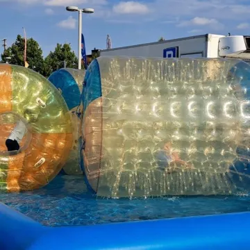 Kleszczowskie dożynki. Na scenie Universe, Wac Toja oraz Cleo