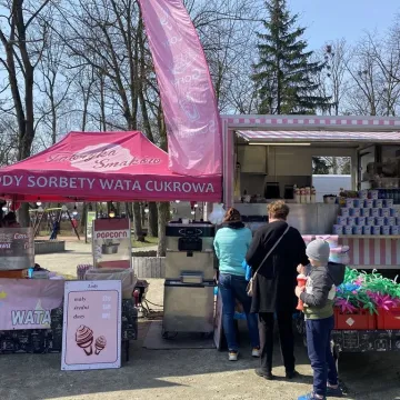 Święta coraz bliżej. Widać to na Jarmarku w Radomsku