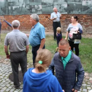Koncert biskupa Antoniego Długosza dla Koniczynki w Muzeum