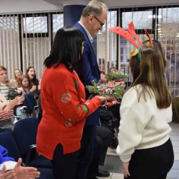 Mikołajkowe spotkanie dla dzieci ze świetlic środowiskowych w Radomsku