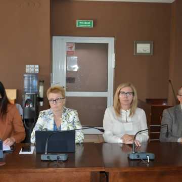 Podsumowano nabór do szkół średnich w powiecie radomszczańskim