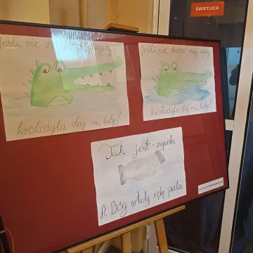 Uczniowie „elektryka” wystawili „Zemstę” Aleksandra Fredry