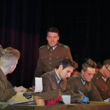 Spektakl o Warszycu i KWP