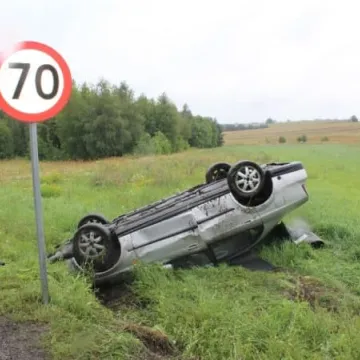 Wypadek pod Kodrębem. Jedna osoba trafiła do szpitala