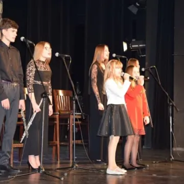 Koncert charytatywny dla Adriana