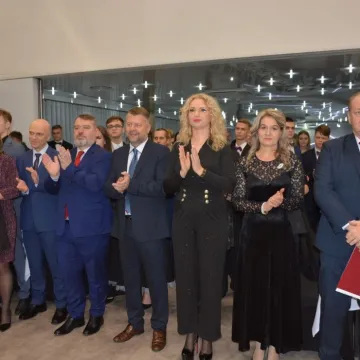 Studniówkowy bal maturalny I LO w Radomsku