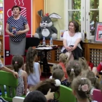 Spotkanie czytelników z pisarką Renatą Piątkowską